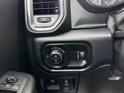 Used 2021 RAM 1500 Big Horn w/ Built-to-serve Edition image 23