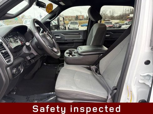 Used 2022 RAM 2500 Big Horn w/ Cold Weather Group image 11