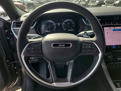 New 2025 Jeep Grand Cherokee Limited image 23