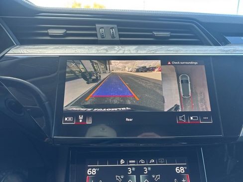 Used 2021 Audi e-tron Premium w/ Convenience Plus Package image 26