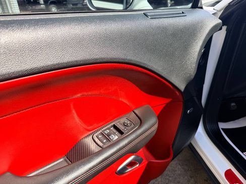 Used 2019 Dodge Challenger R/T Scat Pack RWD image 16