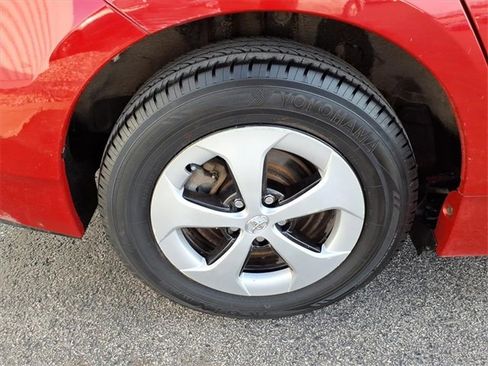 Used 2012 Toyota Prius Three image 27
