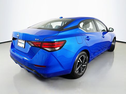 Used 2024 Nissan Sentra SV image 7