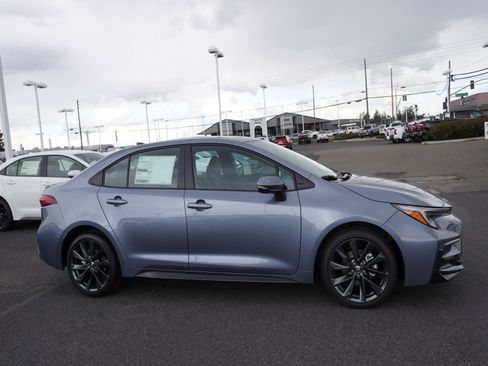 New 2026 Toyota Corolla XSE image 4