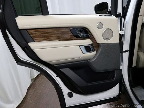 Used 2019 Land Rover Range Rover HSE image 29