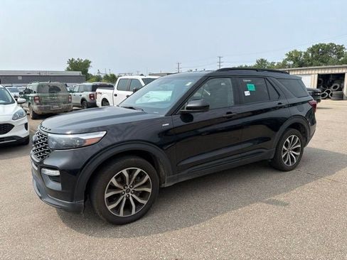 Used 2022 Ford Explorer ST-Line w/ Class IV Trailer Tow Package AWD/4WD image 1