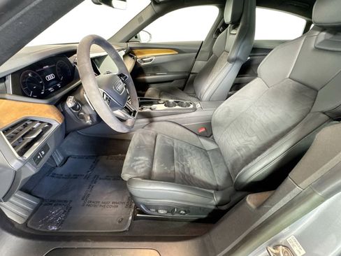 Used 2022 Audi e-tron GT Premium Plus AWD/4WD image 19