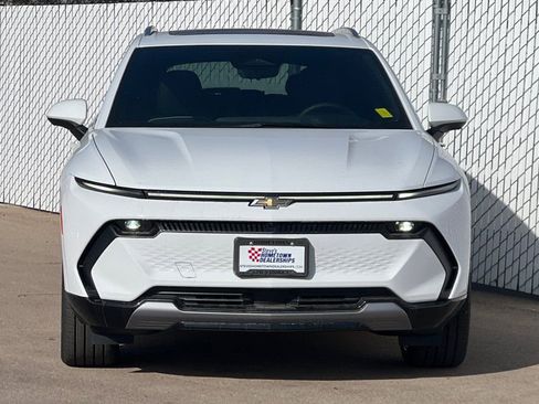 New 2026 Chevrolet Equinox EV LT w/ Convenience Package II FWD image 6