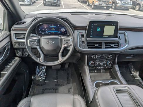 Used 2023 Chevrolet Tahoe Z71 w/ Luxury Package AWD/4WD image 20