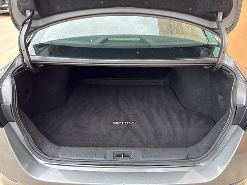 Used 2024 Nissan Sentra S image 26