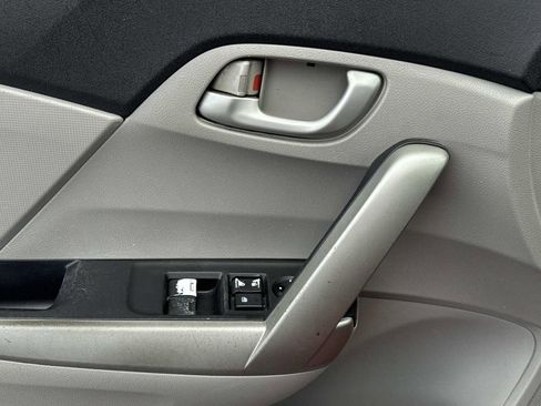 Used 2012 Honda Civic LX image 21