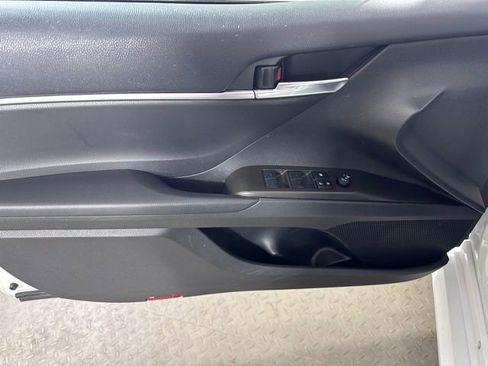 Used 2023 Toyota Camry LE image 17