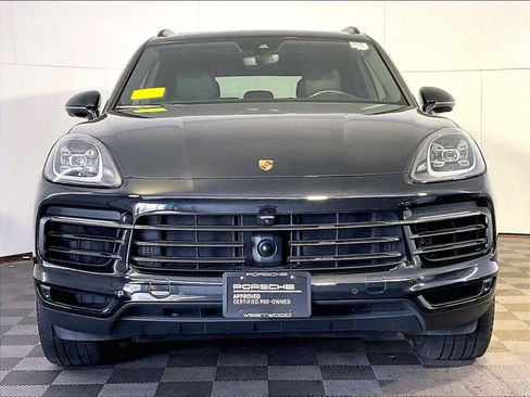 Certified 2023 Porsche Cayenne AWD/4WD image 10