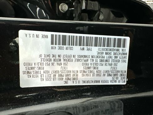 Used 2025 MAZDA CX-50 AWD 2.5 S w/ Premium Package image 35