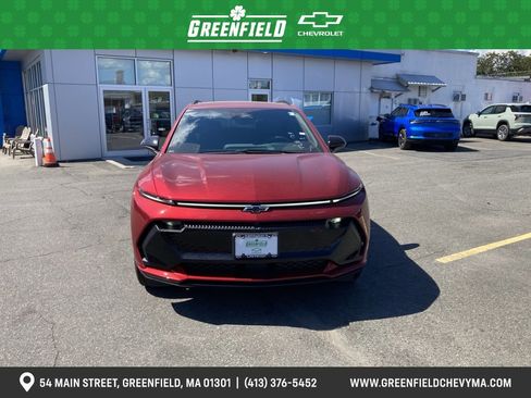 New 2025 Chevrolet Equinox EV RS w/ Convenience Package II image 2