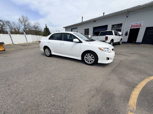 Used 2009 Toyota Corolla S image 6