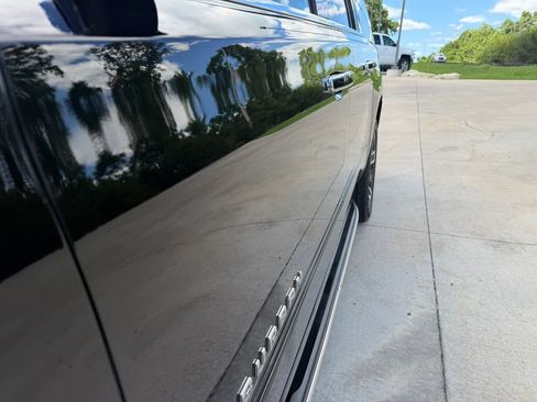 Used 2020 Chevrolet Suburban Premier AWD/4WD image 73
