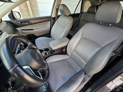 Used 2019 Subaru Outback 3.6R Limited image 23
