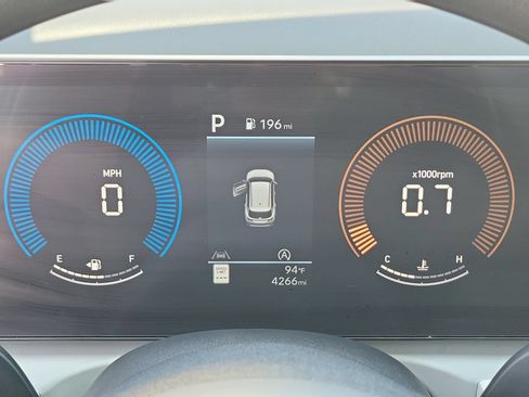 Certified 2026 Hyundai Tucson SE FWD image 10