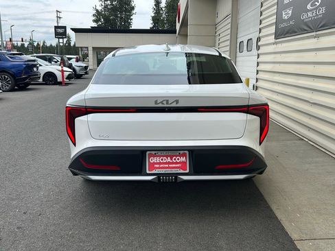 New 2025 Kia K4 LXS image 5