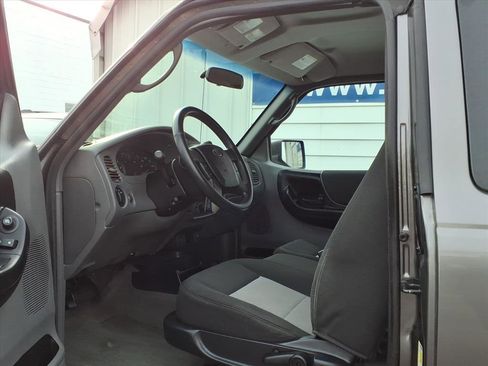 Used 2011 Ford Ranger XLT image 6