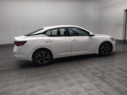 Used 2025 Nissan Sentra SV w/ All-Weather Package FWD image 10
