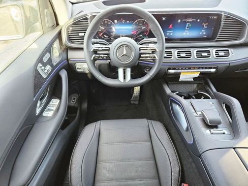 New 2026 Mercedes-Benz GLS 450 GLS 450 image 9