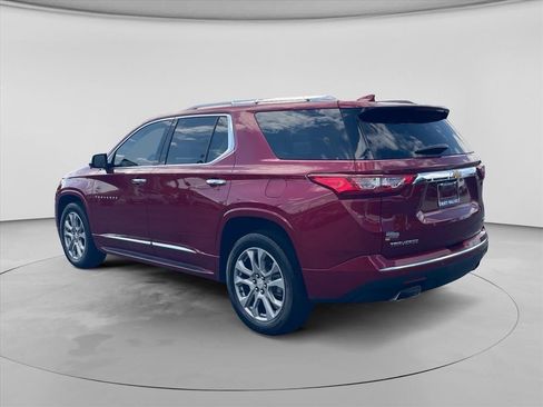 Used 2018 Chevrolet Traverse Premier w/ Driver Confidence II Package FWD image 5