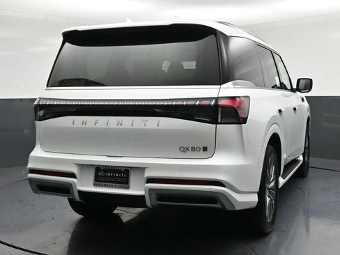 New 2027 INFINITI QX80 Luxe AWD/4WD image 4