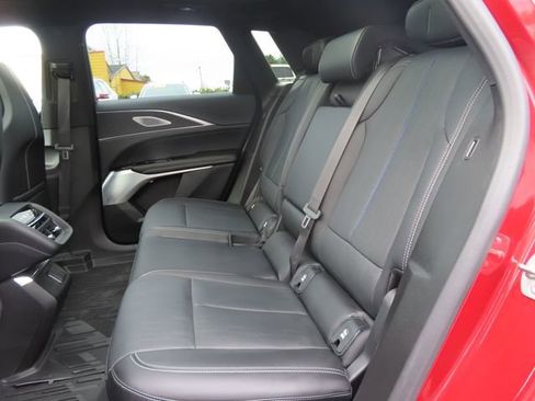 Used 2024 Cadillac Lyriq Luxury w/ LPO, Floor Liner Package image 43