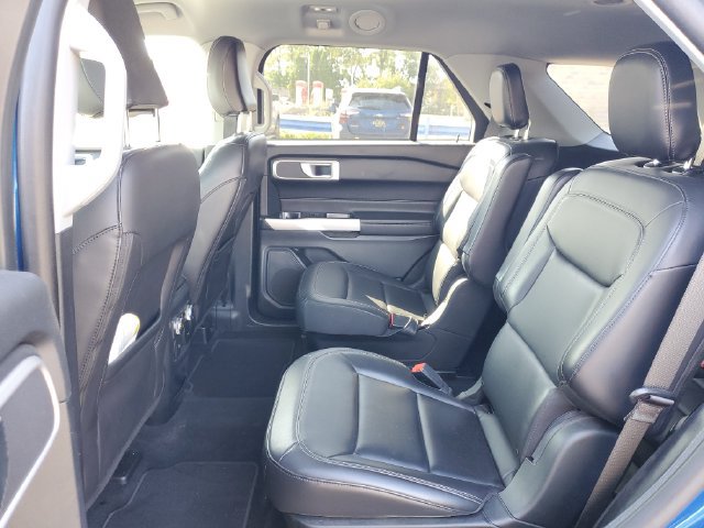 Used 2021 Ford Explorer XLT w/ Equipment Group 202A AWD/4WD image 10
