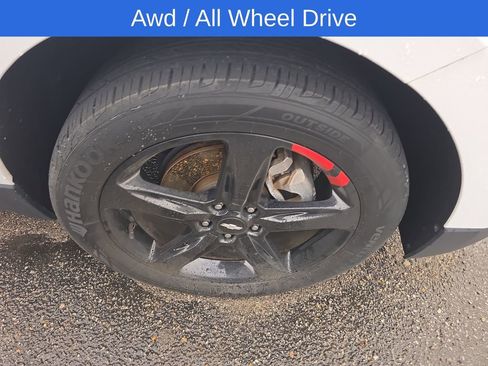 Used 2019 Chevrolet Equinox LT AWD/4WD image 11