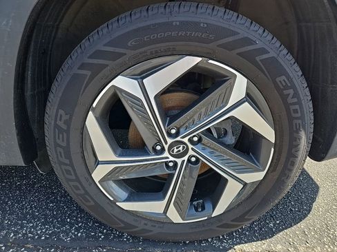 Used 2022 Hyundai Tucson Limited FWD image 16