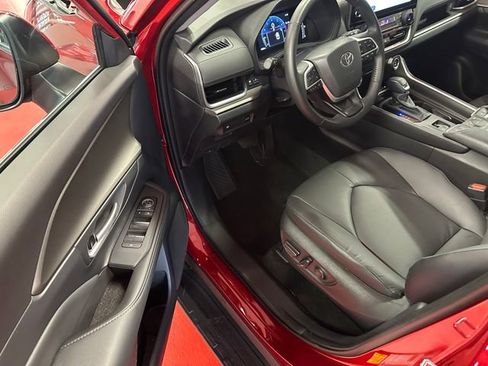 Certified 2026 Toyota Grand Highlander XLE image 10