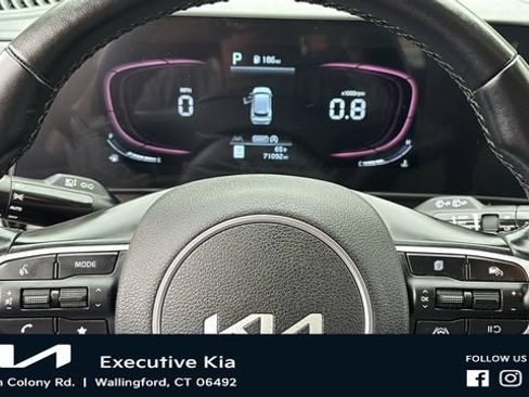 Used 2023 Kia Sportage EX AWD/4WD image 12
