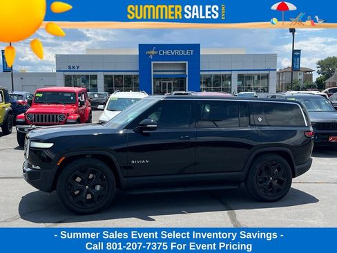 Used 2024 Rivian R1S Adventure AWD/4WD image 1
