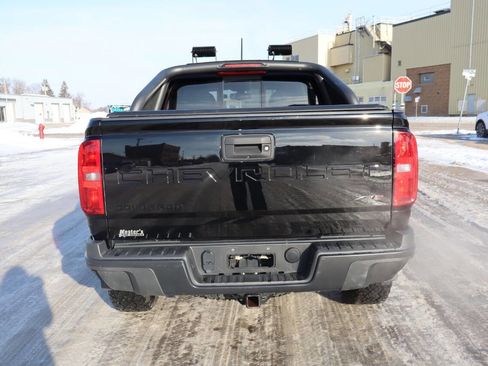 Used 2022 Chevrolet Colorado ZR2 w/ ZR2 Midnight Special Edition image 10