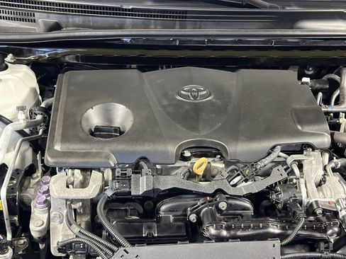 Used 2019 Toyota Camry LE FWD image 26