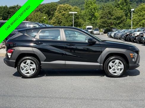 Used 2024 Hyundai Kona SE AWD/4WD image 14