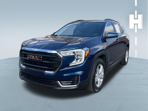 Used 2022 GMC Terrain SLE w/ Driver Convenience Package image 1