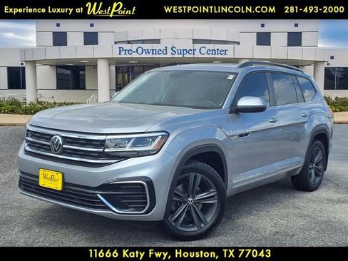 Used 2021 Volkswagen Atlas SE image 1