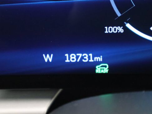 Used 2024 Cadillac Lyriq Sport RWD image 40