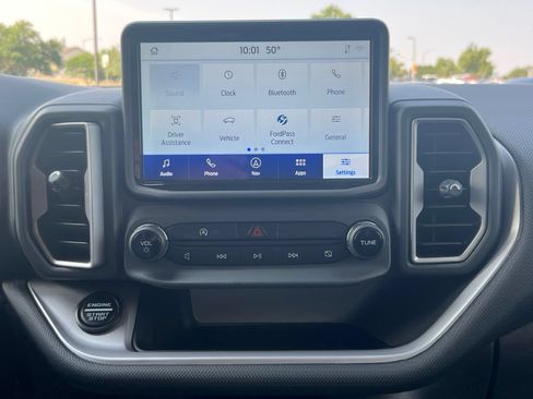 Used 2023 Ford Bronco Sport Outer Banks w/ Tech Package AWD/4WD image 17