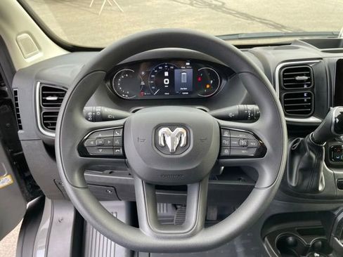 New 2026 RAM ProMaster 2500 w/ Quick Order Package 22G SLT image 13