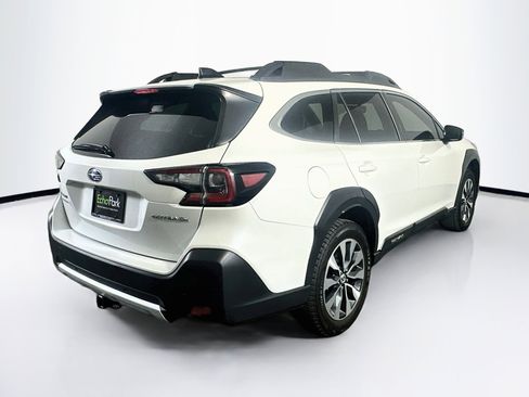 Used 2024 Subaru Outback Limited AWD/4WD image 9