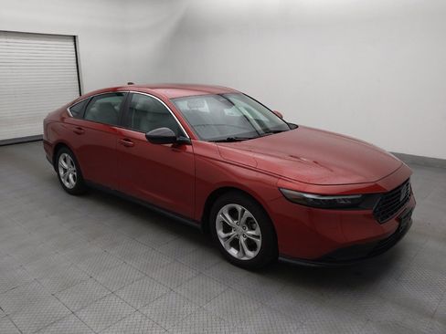 Used 2023 Honda Accord LX image 11