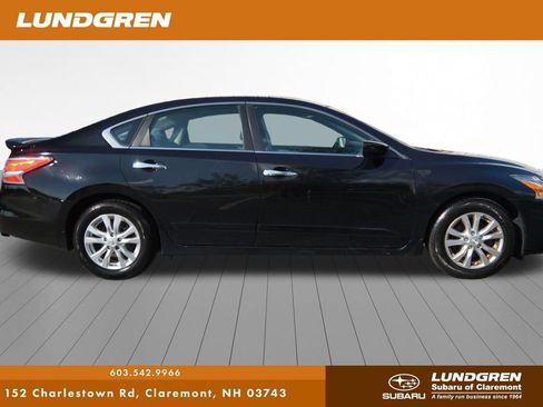 Used 2015 Nissan Altima 2.5 S w/ Sport Value Package FWD image 2