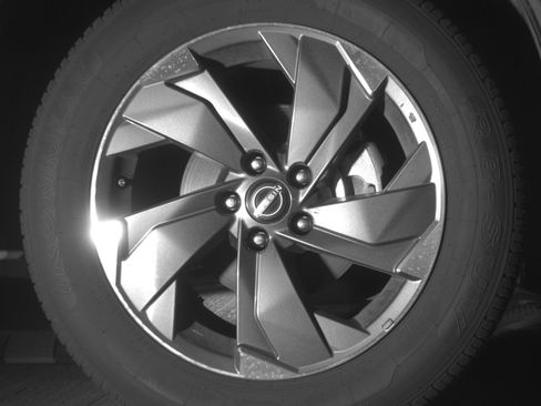 Used 2025 Nissan Rogue SV image 13