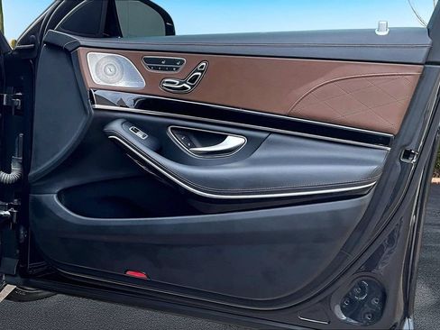 Used 2016 Mercedes-Benz S 600 image 23