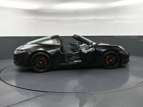 Certified 2024 Porsche 911 Targa 4S AWD/4WD image 34